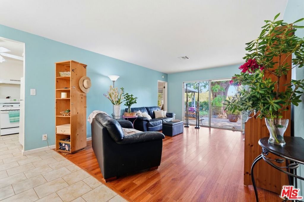 House in Los Angeles, California, United States 5 - 18649018