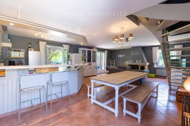 House in Roussillon, Provence-Alpes-Côte d'Azur, France 5 - 16832886