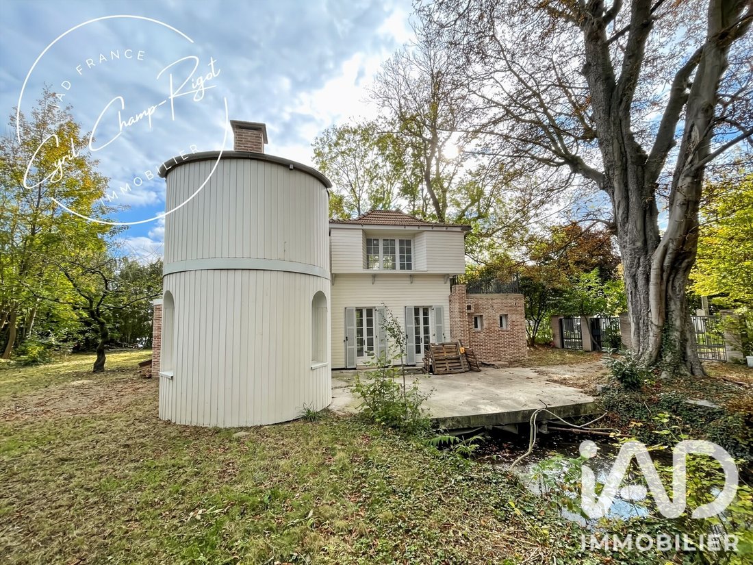 House in Le Thillay, Ile-de-France, France 3 - 18650571
