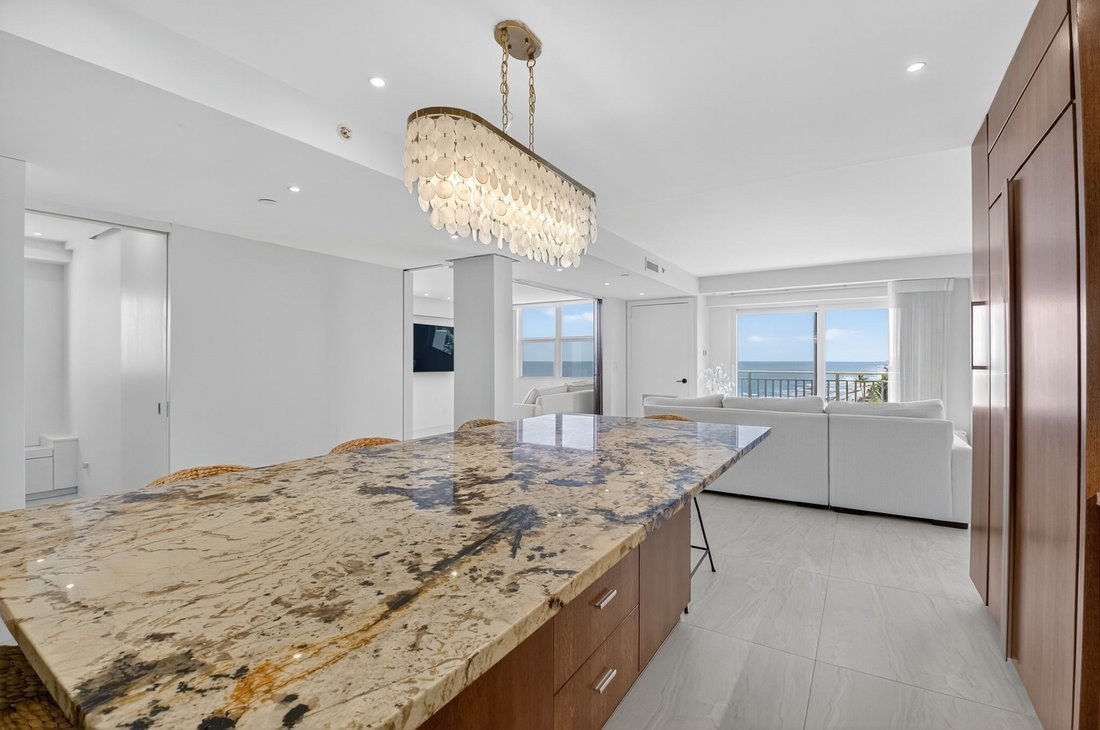 Condo in Boca Raton, Florida, United States 4 - 18648674