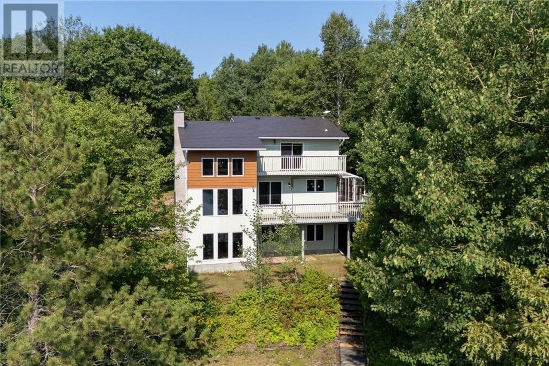 House in Greater Sudbury, Ontario, Canada 2 - 18649747