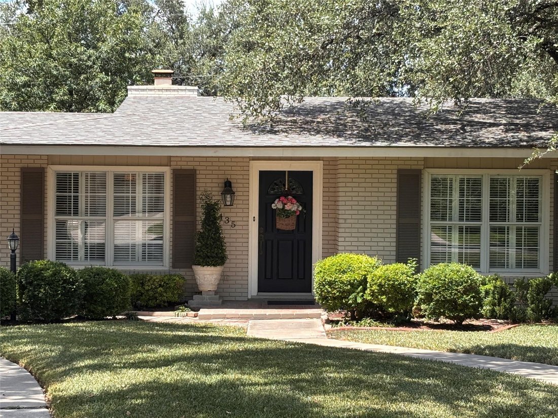 House in San Antonio, Texas, United States 1 - 18648772