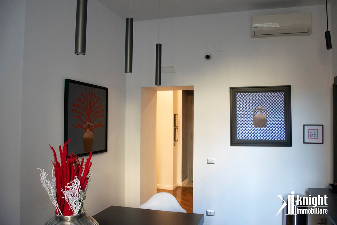 Apartment in Santa Lucia, Naples, Campania 3 - 18648977