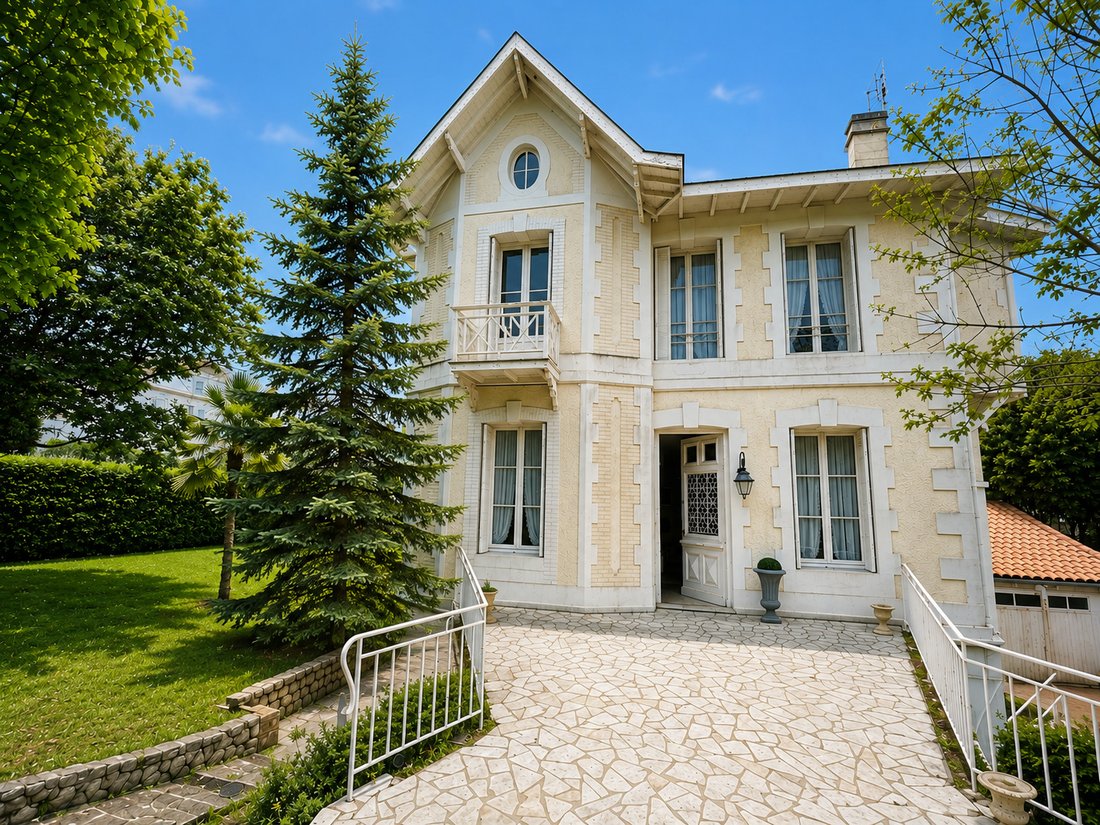 House in Le Fief-La Garenne, Royan, France 2 - 16125199