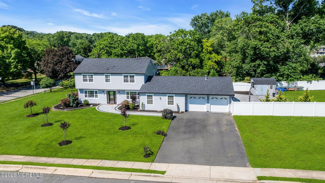 House in Marlboro Township, New Jersey, United States 1 - 18648768