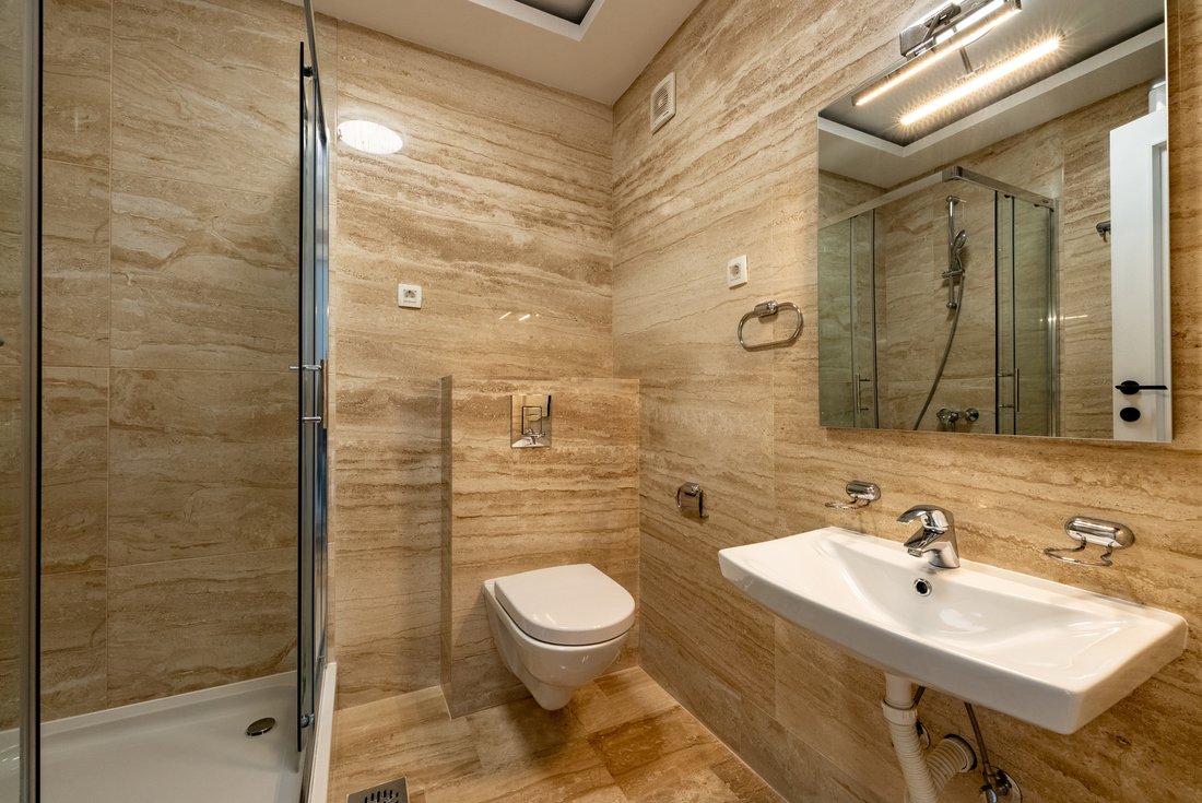 Apartment in Pržno, Budva Municipality, Montenegro 2 - 18649084