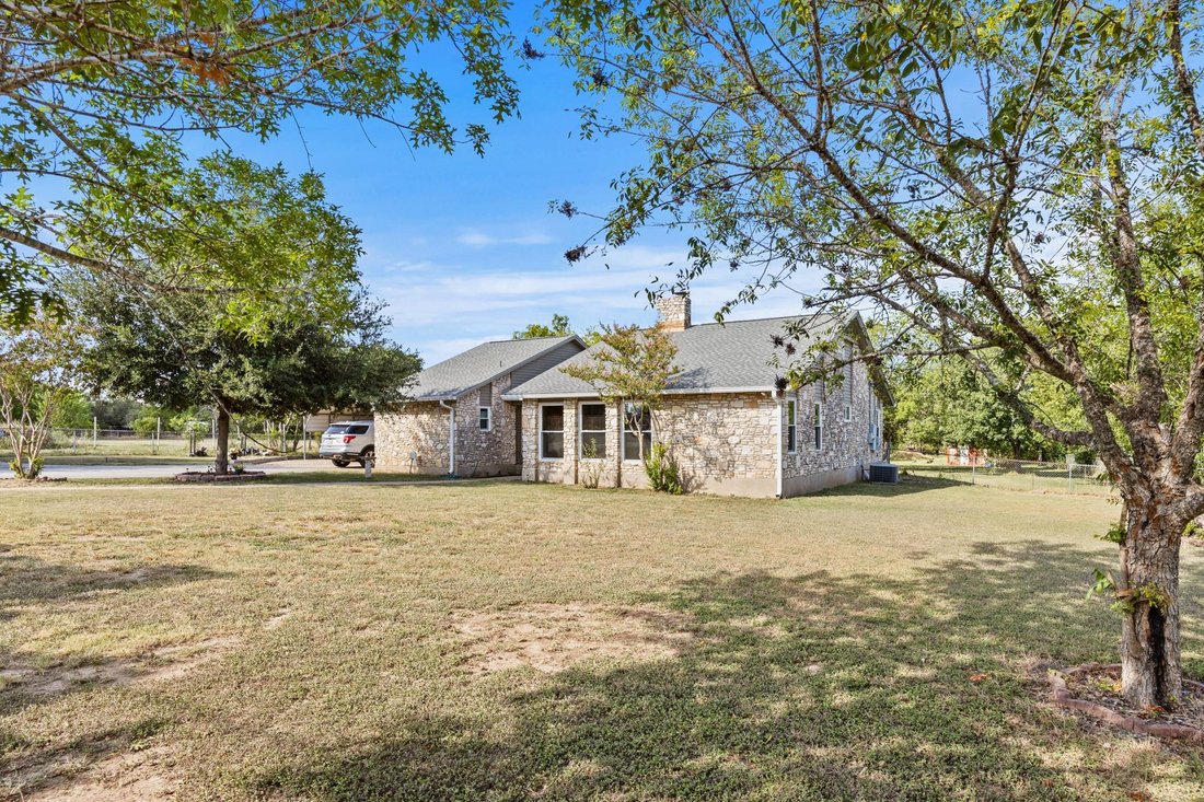 House in Manchaca, Texas, United States 1 - 18648771
