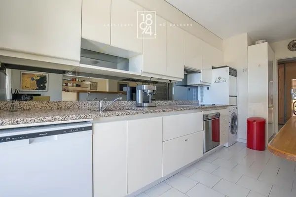 Apartment in Granettes-Jauberte-Sainte Anne, Aix-en-Provence, France 4 - 17557955