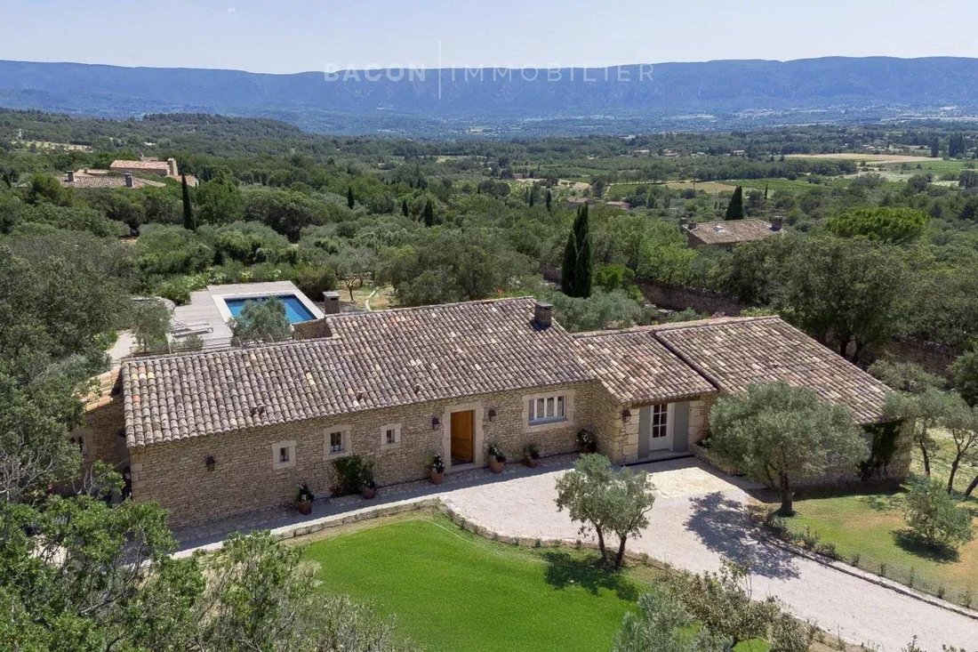 Estate in Gordes, Provence-Alpes-Côte d'Azur, France 2 - 16832816