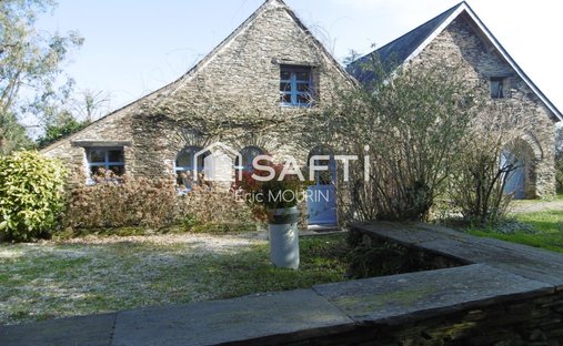House in Vallons-de-L'Erdre, Pays de la Loire, France 1