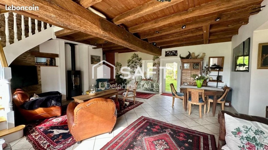 House in Marais, Saint-Etienne-de-Montluc, France 2 - 18650382