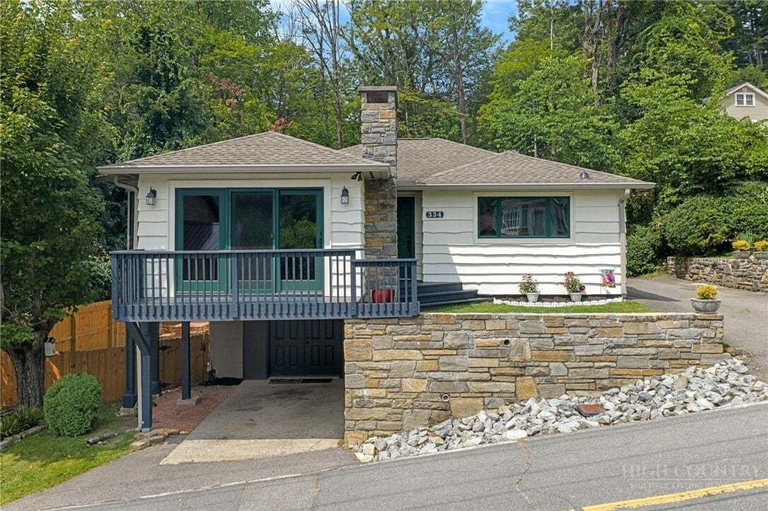 House in Blowing Rock, North Carolina, United States 1 - 18648932