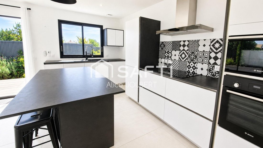 House in Littoral Ouest, Talmont-Saint-Hilaire, France 3 - 17398532
