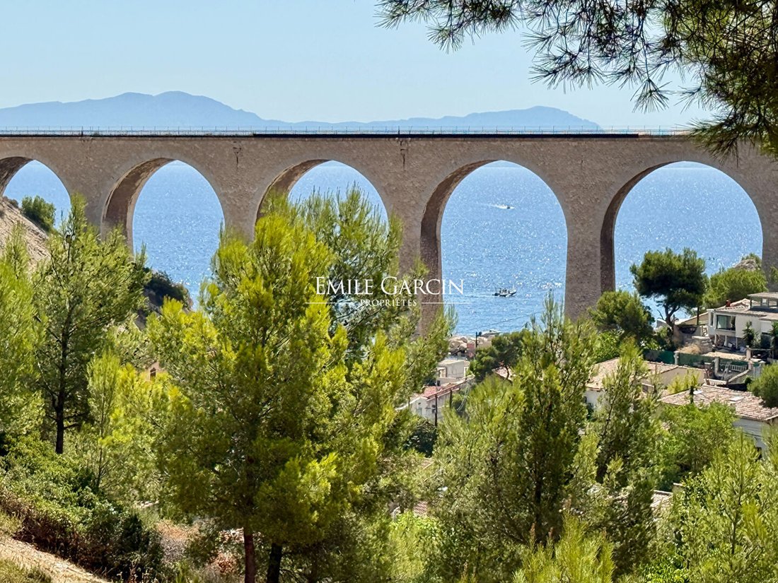 Villa in Le Rove, Provence-Alpes-Côte d'Azur, France 1 - 18650252