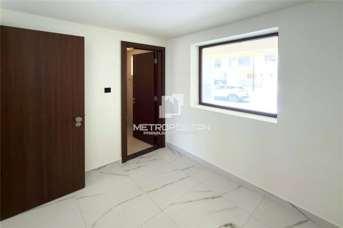 Townhouse in MBR City / Mohammed Bin Rashid City, Dubai, United Arab Emirates 5 - 18650248