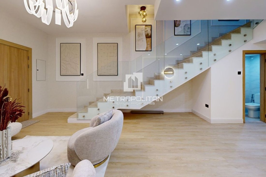 Townhouse in JVC / Jumeirah Village Circle, Dubai, United Arab Emirates 1 - 18650251