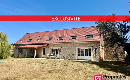 Villa a Bazinghen, Alta Francia, Francia 1