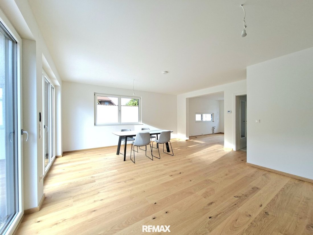 House in Vienna, Wien, Austria 1 - 18650101