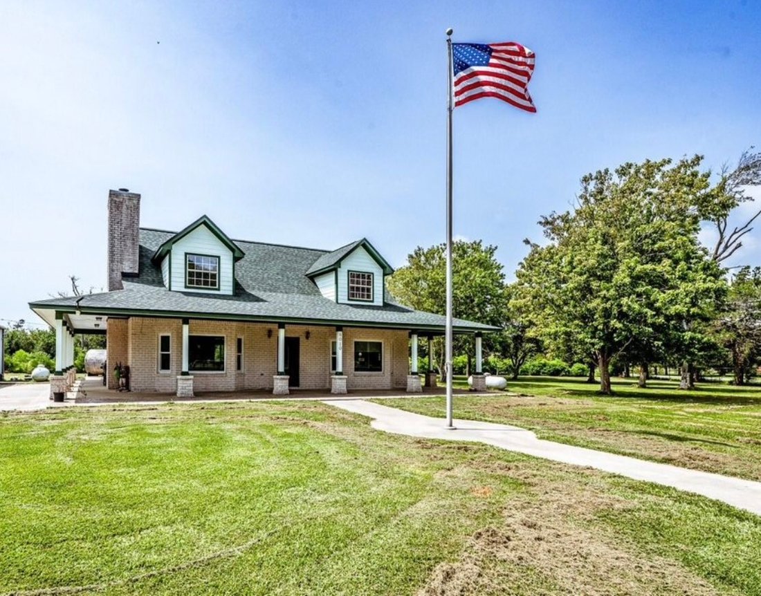 Farm Ranch in Baytown, Texas, United States 1 - 18650240
