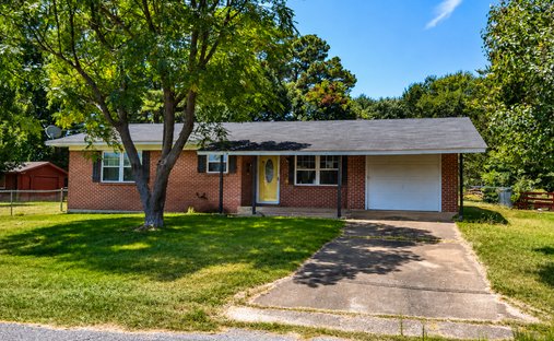 House in Mineral Springs, Arkansas, United States 1