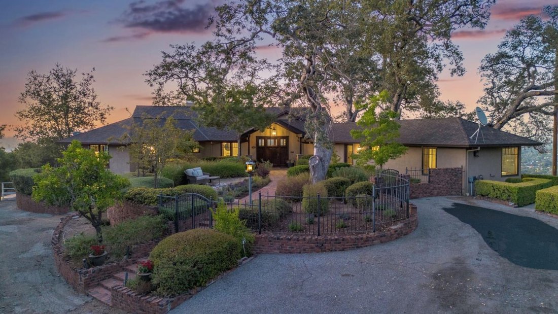 House in Los Gatos, California, United States 1 - 18606485