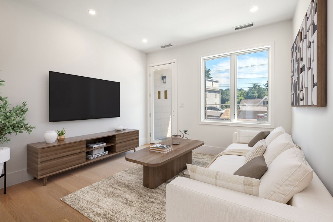Condo in Newton, Massachusetts, United States 3 - 18650448
