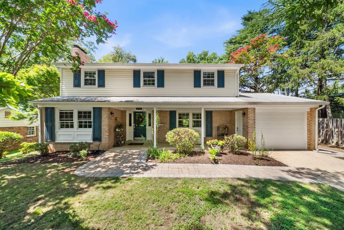 West Falls Church, Virginia, United States 1 - 18650443