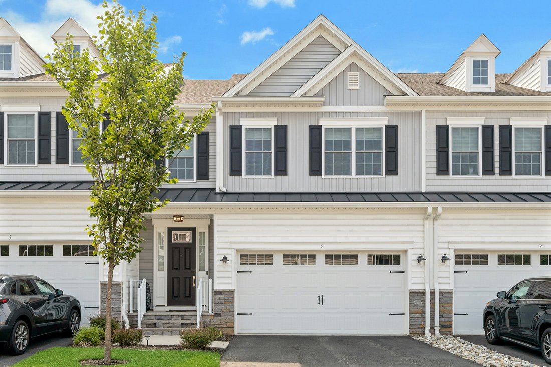 Townhouse in River Vale, New Jersey, United States 3 - 18650488