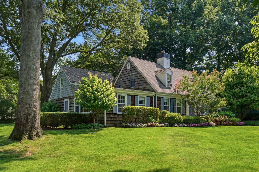 House in Muttontown, New York, United States 4 - 18636945