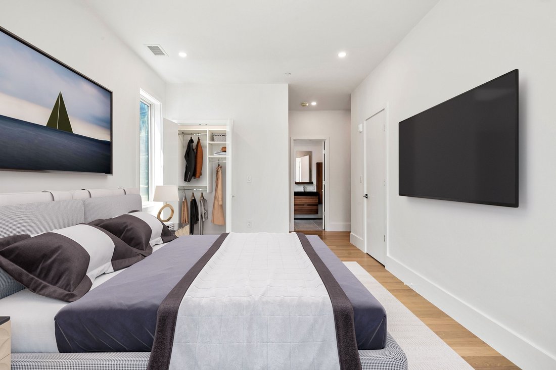 Condo in Newton, Massachusetts, United States 5 - 18650448