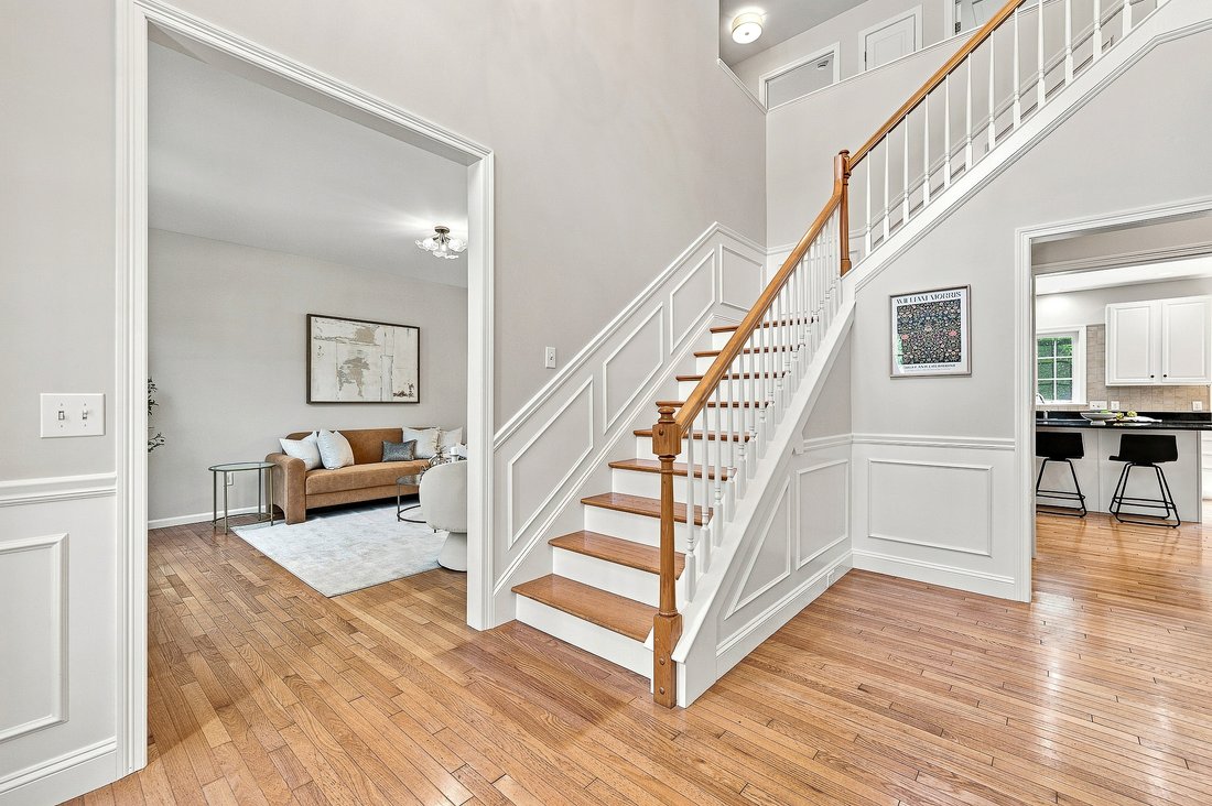 House in Grafton, Massachusetts, United States 3 - 18650475