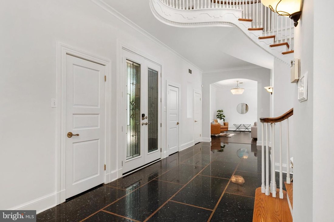 Maison à Odenton, Maryland, États-Unis 5 - 18650397