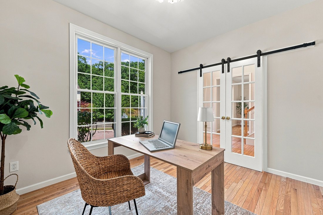 House in Grafton, Massachusetts, United States 5 - 18650475