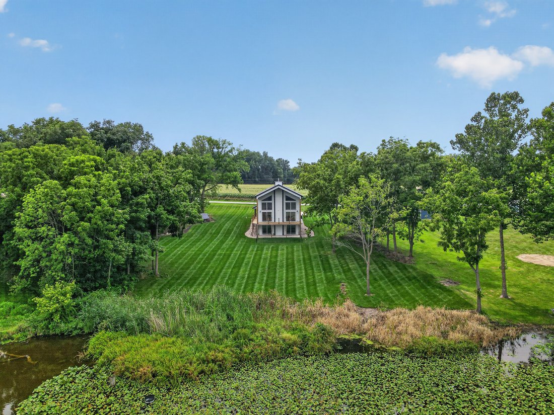 House in Silver Lake, Indiana, United States 2 - 18650442