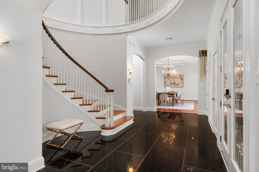 Maison à Odenton, Maryland, États-Unis 4 - 18650397