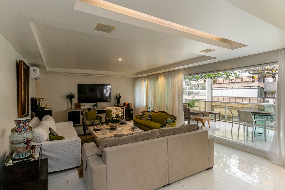 Apartment in Rio de Janeiro, State of Rio de Janeiro, Brazil 1 - 18650418