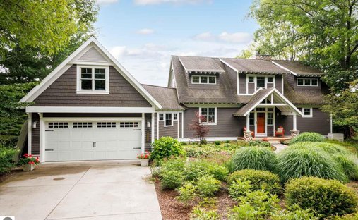 House in Cedar, Michigan, United States 1