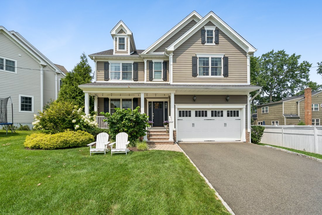 House in Westfield, New Jersey, United States 1 - 18650526
