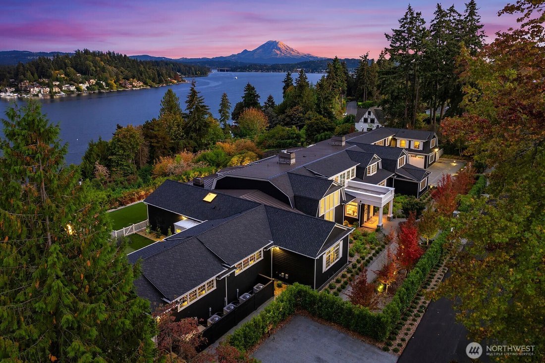 House in Medina, Washington, United States 2 - 18650499