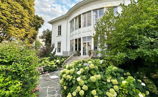 Villa in Vienna, Wien, Austria 1