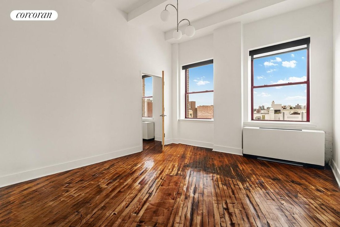 Condo in New York, New York, United States 4 - 17818982