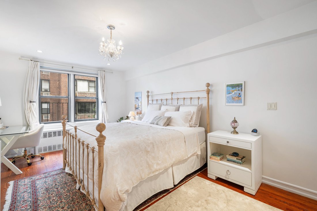 Co Op in New York, New York, United States 3 - 18655057