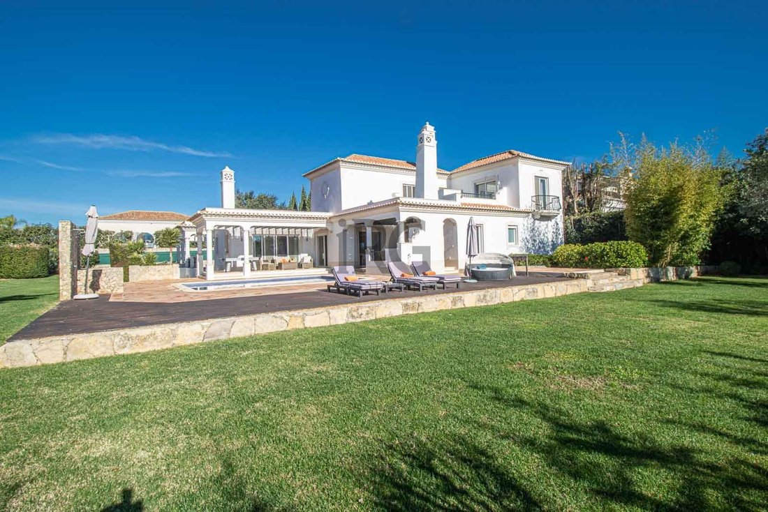 Villa in Quinta do Lago, Almancil, Portugal 2 - 13841954