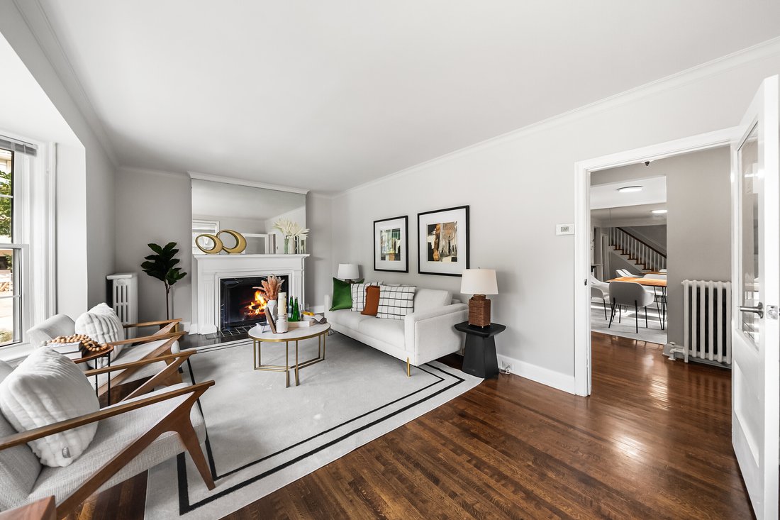 House in Toronto, Ontario, Canada 5 - 18651703