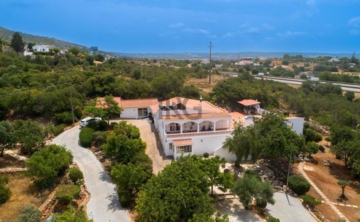 Villa à Santa Bárbara de Nexe, Algarve, Portugal 1