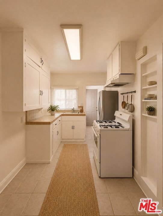Los Angeles, California, United States 5 - 18653248