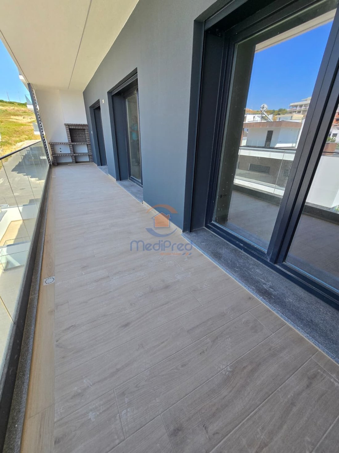 Apartment in Santo António dos Cavaleiros, Lisbon, Portugal 1 - 16222040