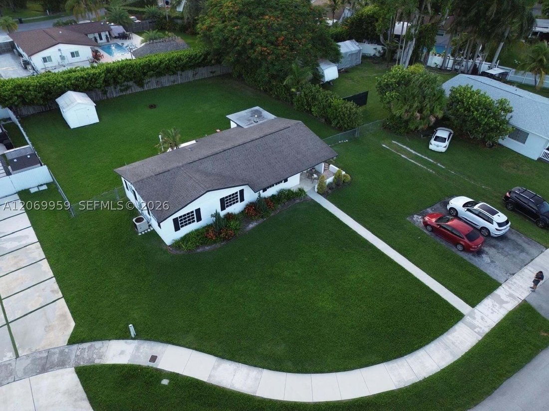 House in Cutler Bay, Florida, United States 2 - 18646099