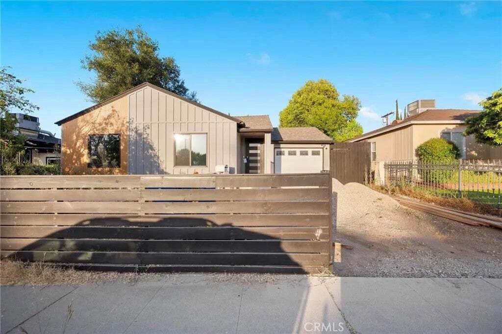 House in Los Angeles, California, United States 1 - 18654425