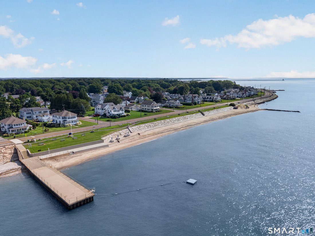 House in Old Saybrook, Connecticut, United States 4 - 18655007